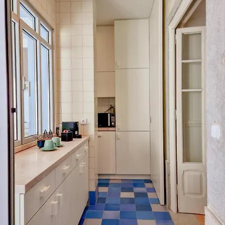 W. Lots Of In A Beautiful Terrace