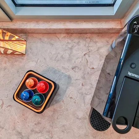 Апартаменти W. Lots Of In A Beautiful Terrace *