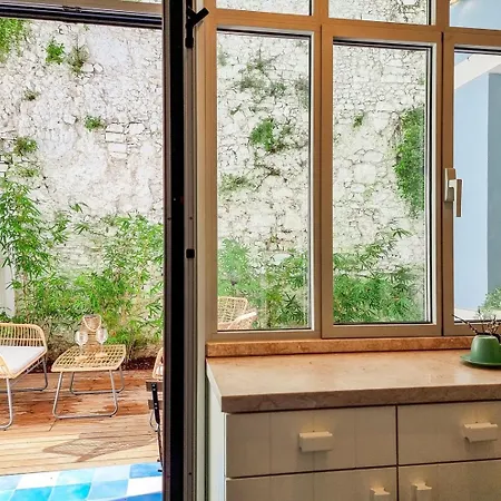 W. Lots Of In A Beautiful Terrace アパート