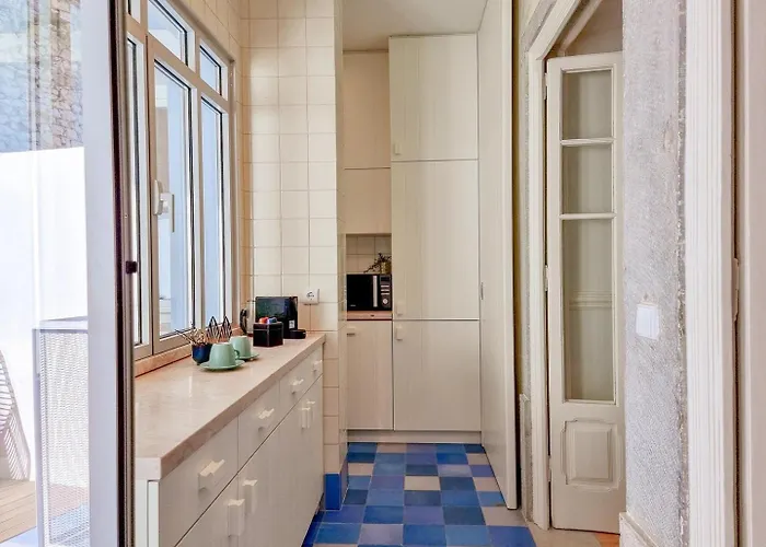 W. Lots Of In A Beautiful Terrace